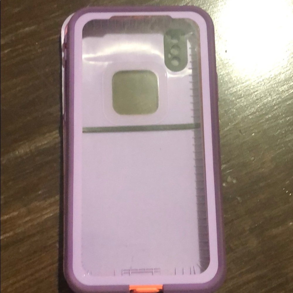 iPhone X life proof case